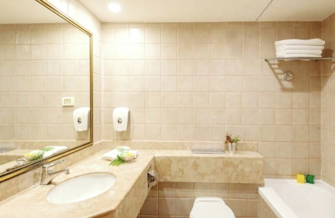 Photo of Bathroom in Kaiser