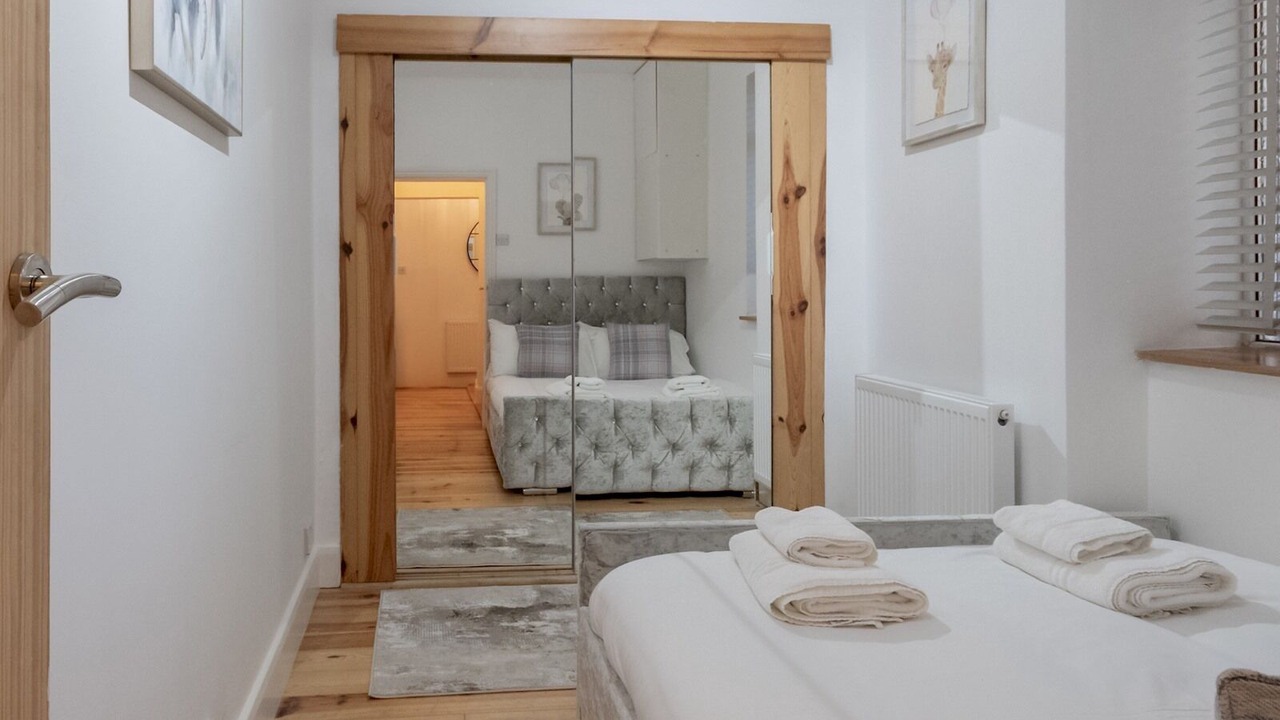 Photo of Bedroom in Leigh-on-Sea