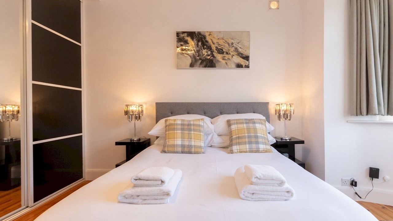 Photo of Bedroom in Leigh-on-Sea