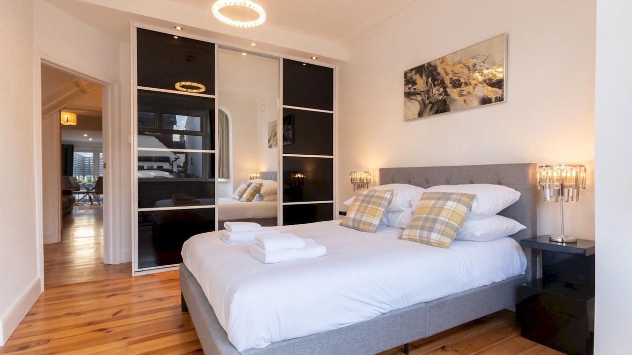 Photo of Bedroom in Leigh-on-Sea