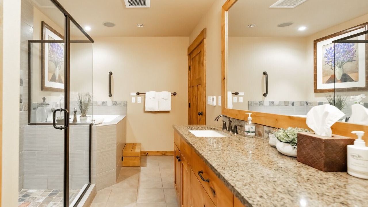 Photo of Bathroom in Cle Elum