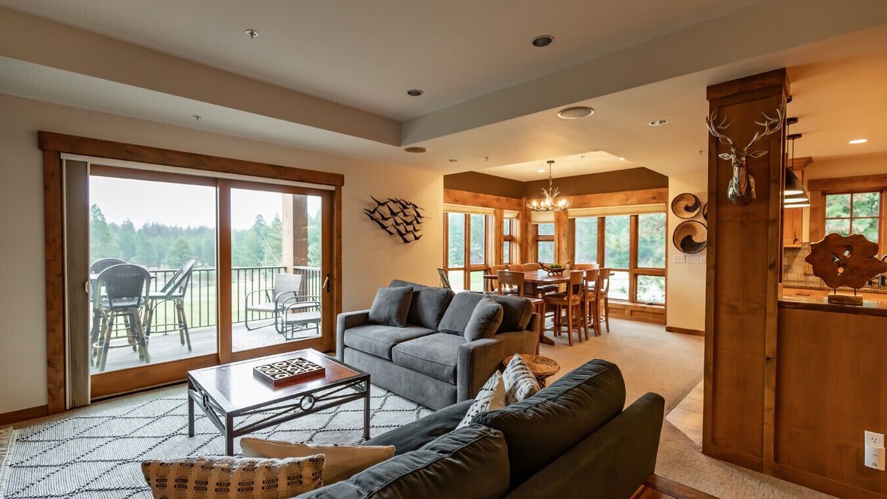 Photo of Livingroom in Cle Elum