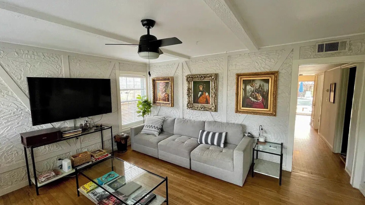 Photo of Livingroom in Tarrytown