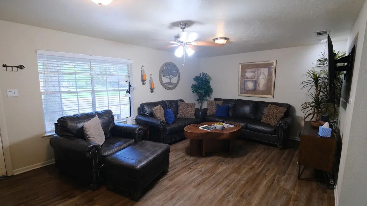 Photo of Livingroom in South Baton Rouge