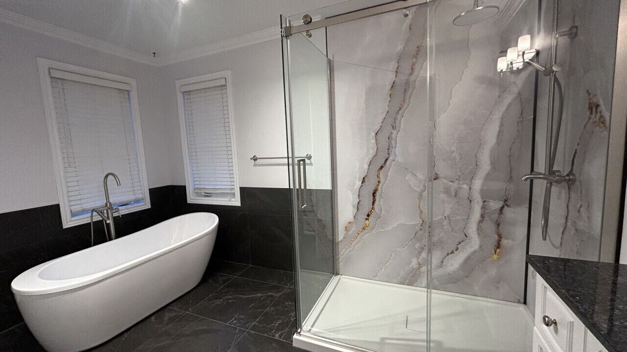 Photo of Bathroom in Communaute-Urbaine-de-l'Outaouais