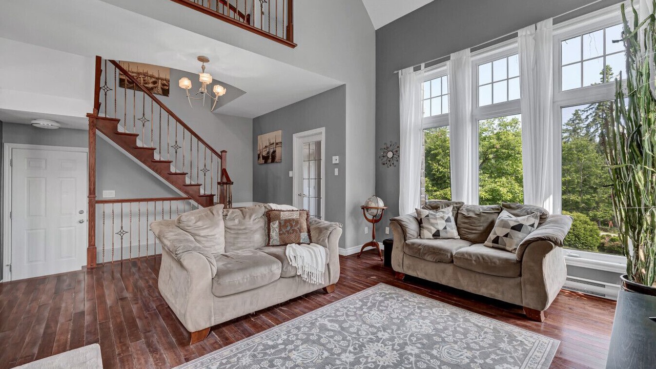 Photo of Livingroom in Communaute-Urbaine-de-l'Outaouais