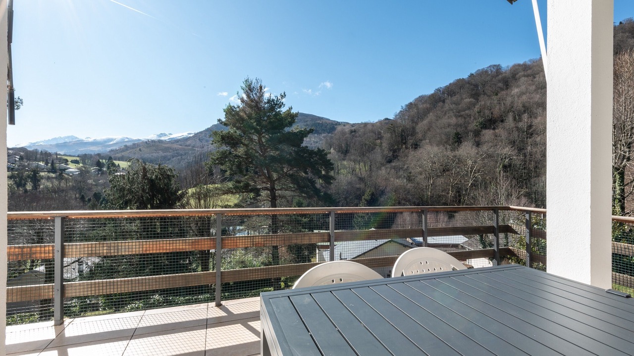 Photo of Patio Balcony in Bagneres-de-Bigorre