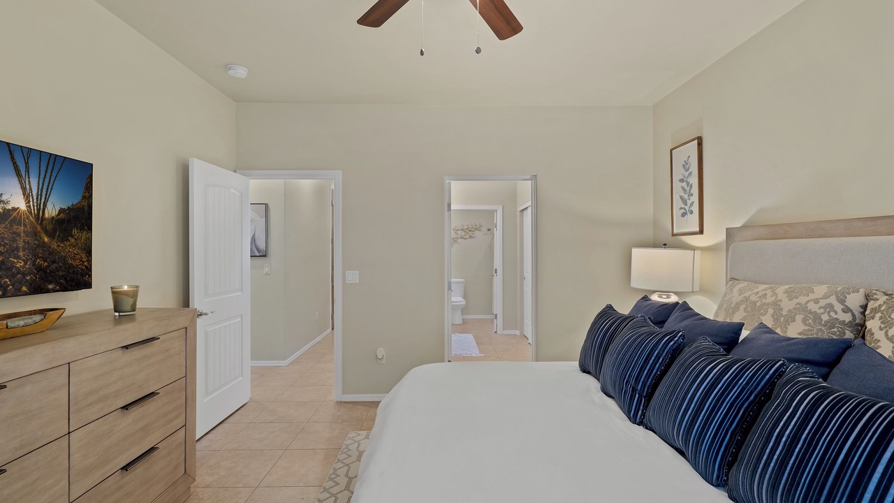 Photo of Bedroom in Tumacacori