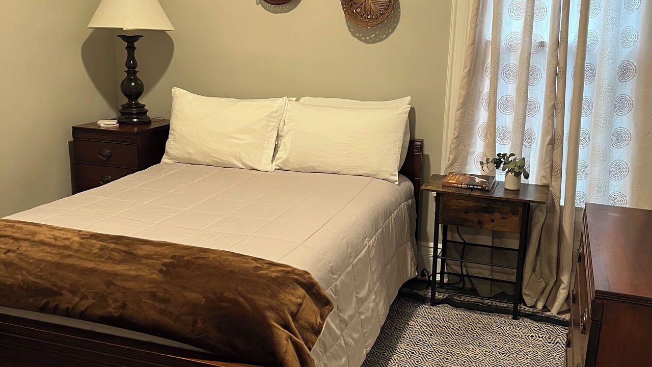 Photo of Bedroom in Westside
