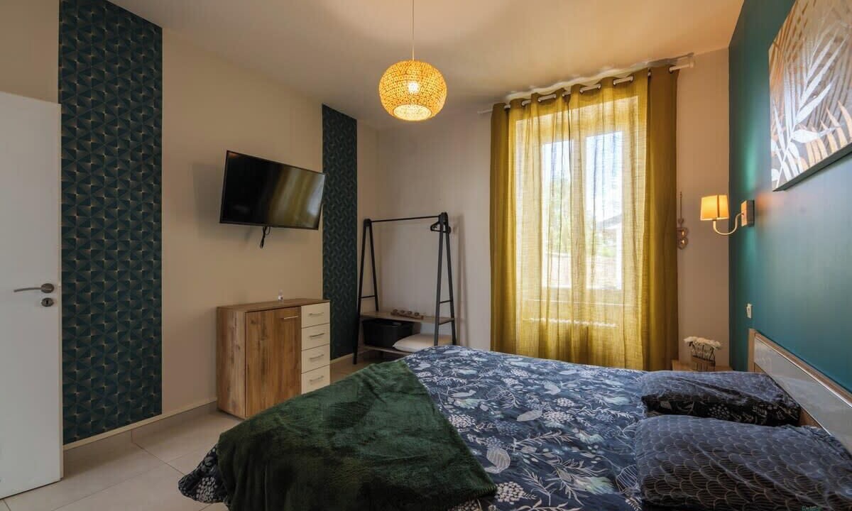 Photo of Bedroom in Le Pechereau