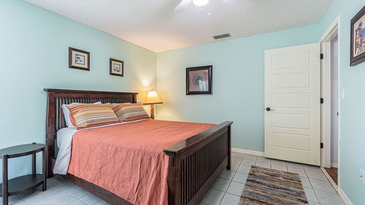 Photo of Bedroom in Saddlebrook