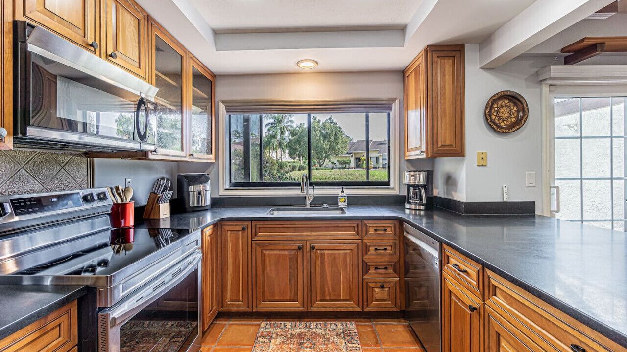 Photo of Kitchen in Saddlebrook