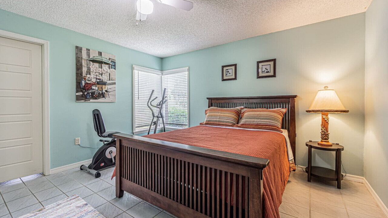 Photo of Bedroom in Saddlebrook