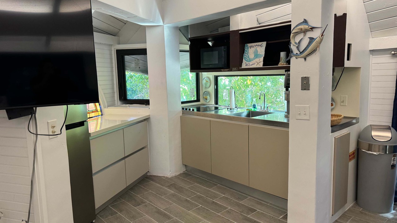 Photo of Bedroom in Long Beach Estates