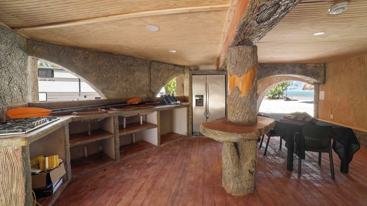 Photo of Others in Long Beach Estates