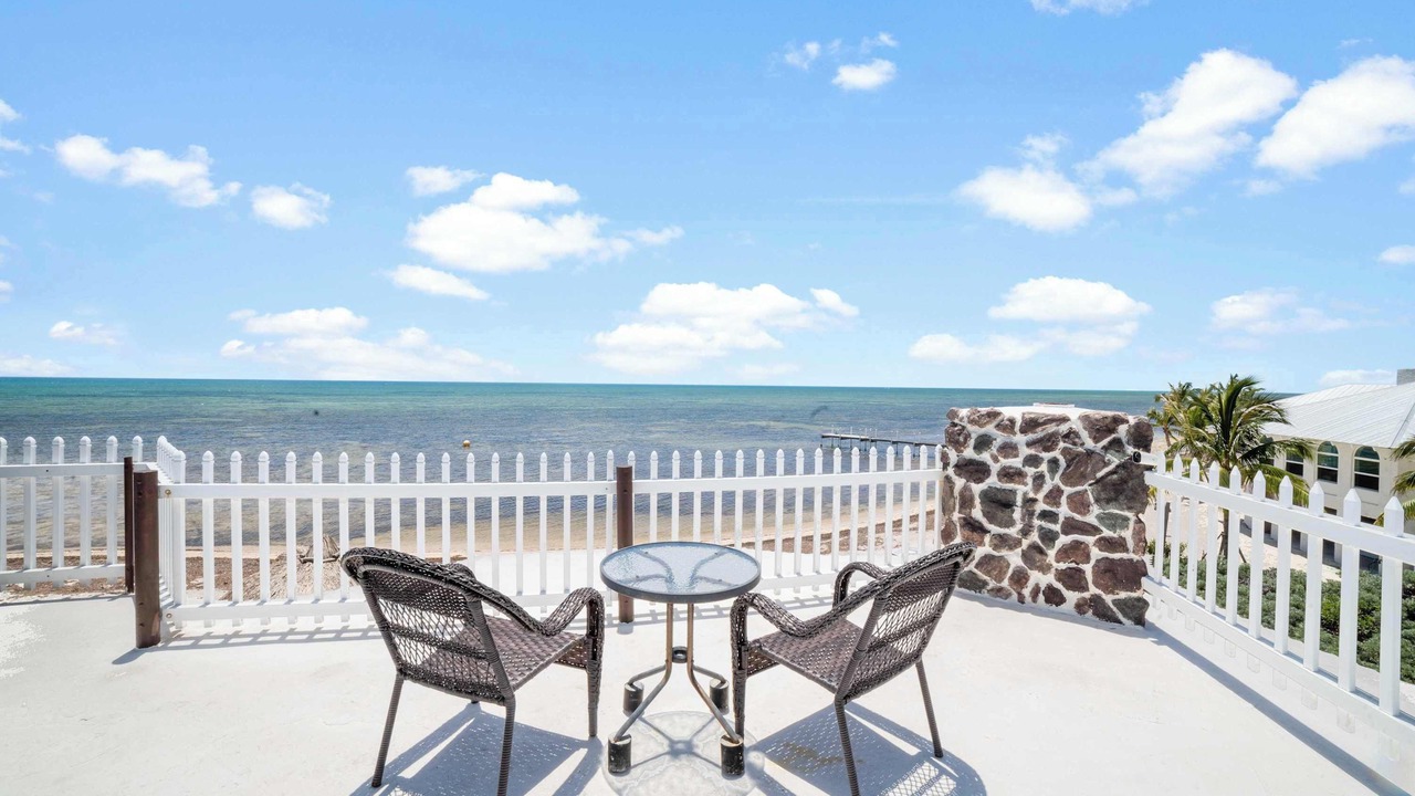 Photo of Patio Balcony in Long Beach Estates