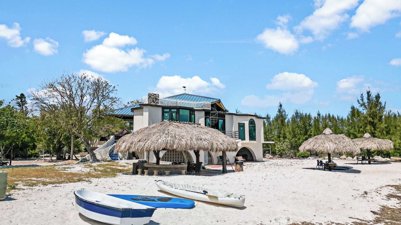 Photo of Others in Long Beach Estates