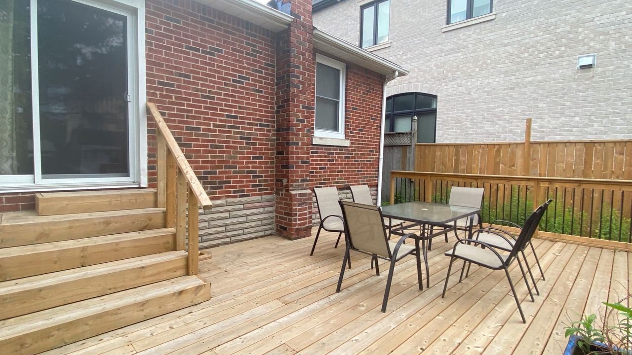 Photo of Outdoor in Lakeview