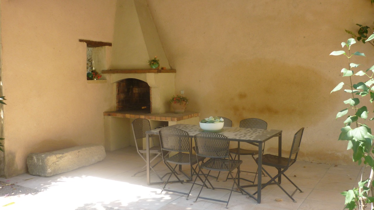 Photo of Outdoor in Camaret-sur-Aigues