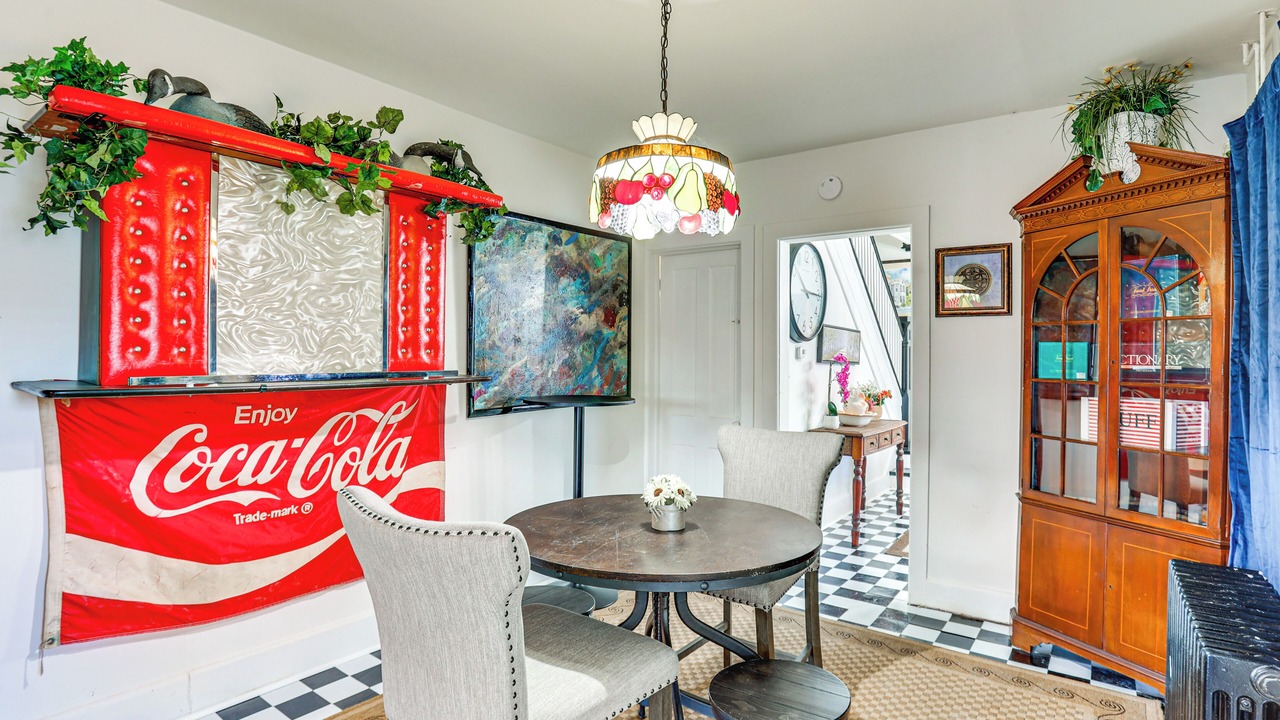 Photo of Bedroom in Annville