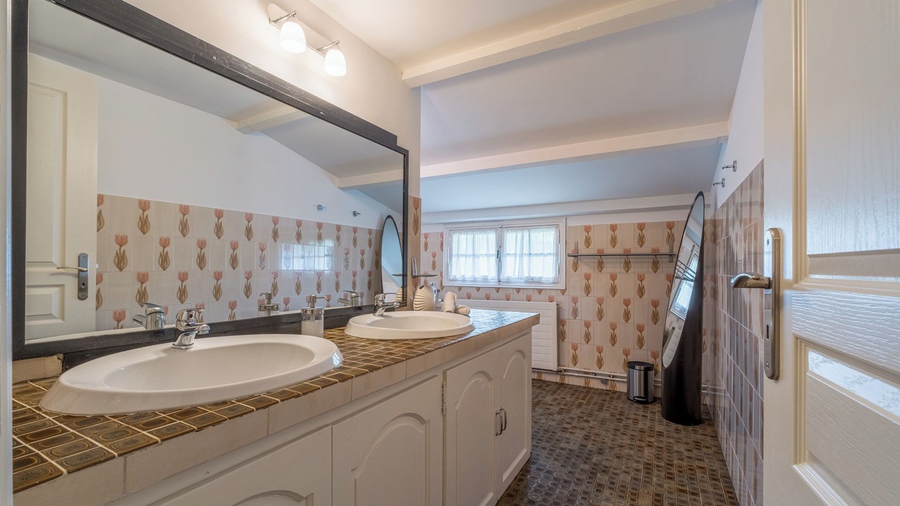 Photo of Bathroom in Lauzerte