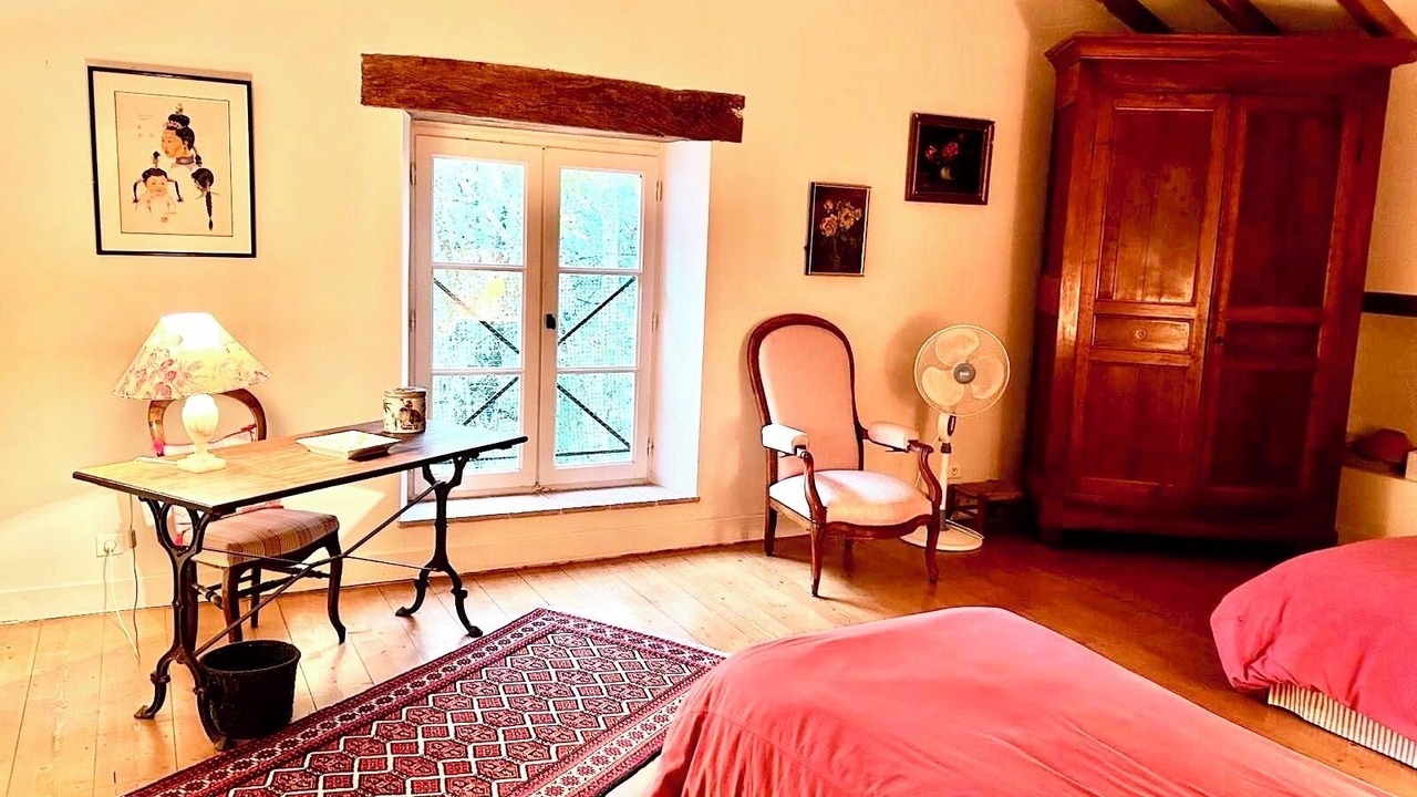 Photo of Bedroom in Moncrabeau
