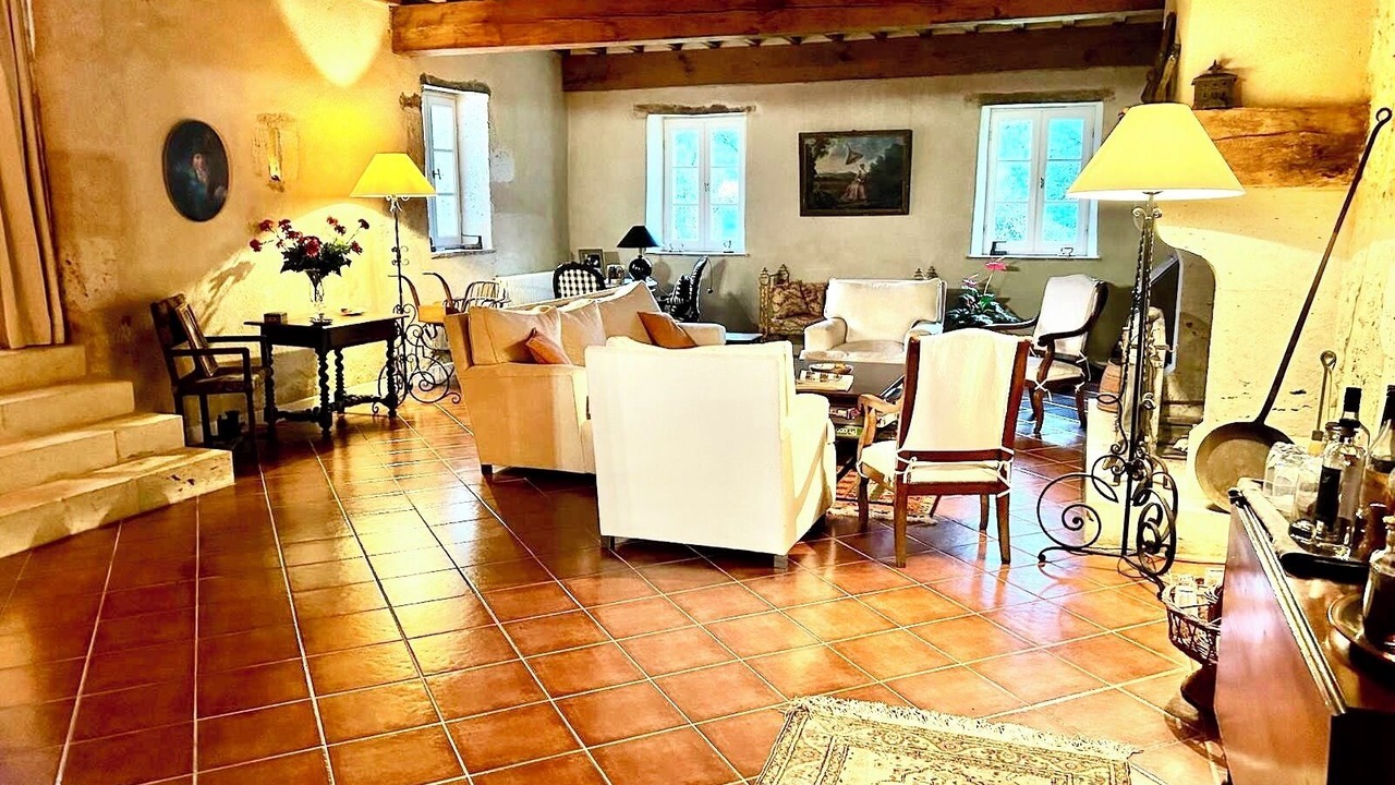 Photo of Livingroom in Moncrabeau