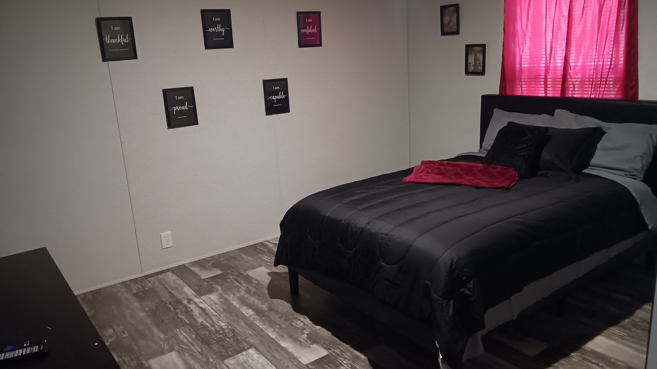 Photo of Bedroom in Brownsville