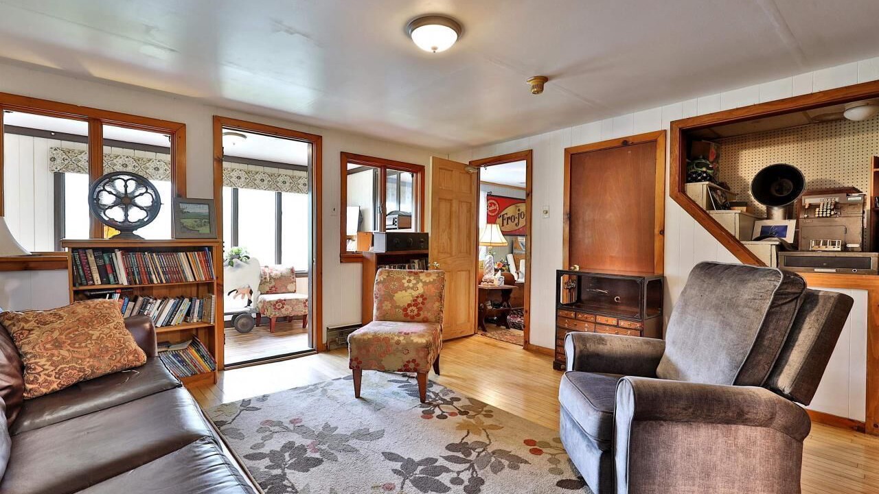 Photo of Livingroom in Pittsfield