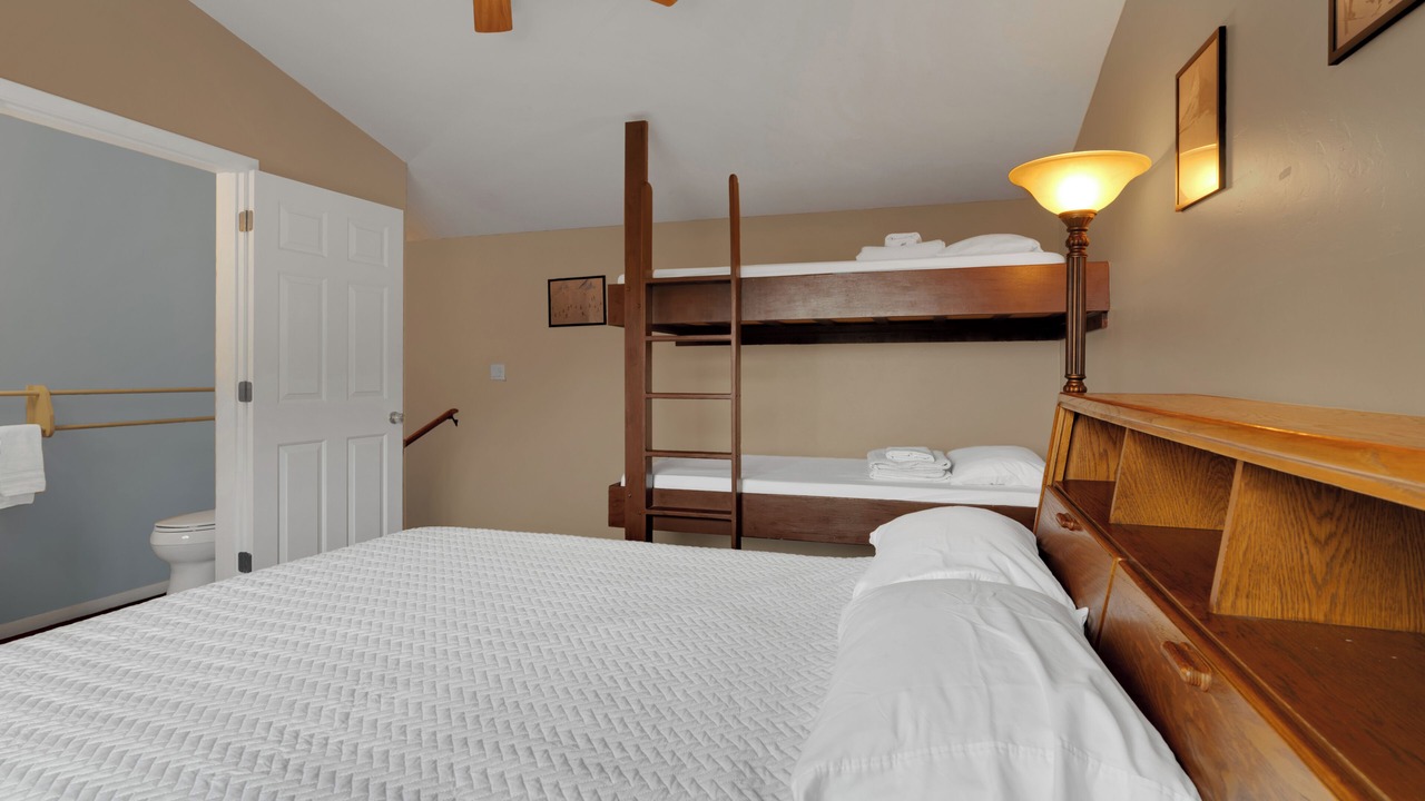 Photo of Bedroom in Summerhaven