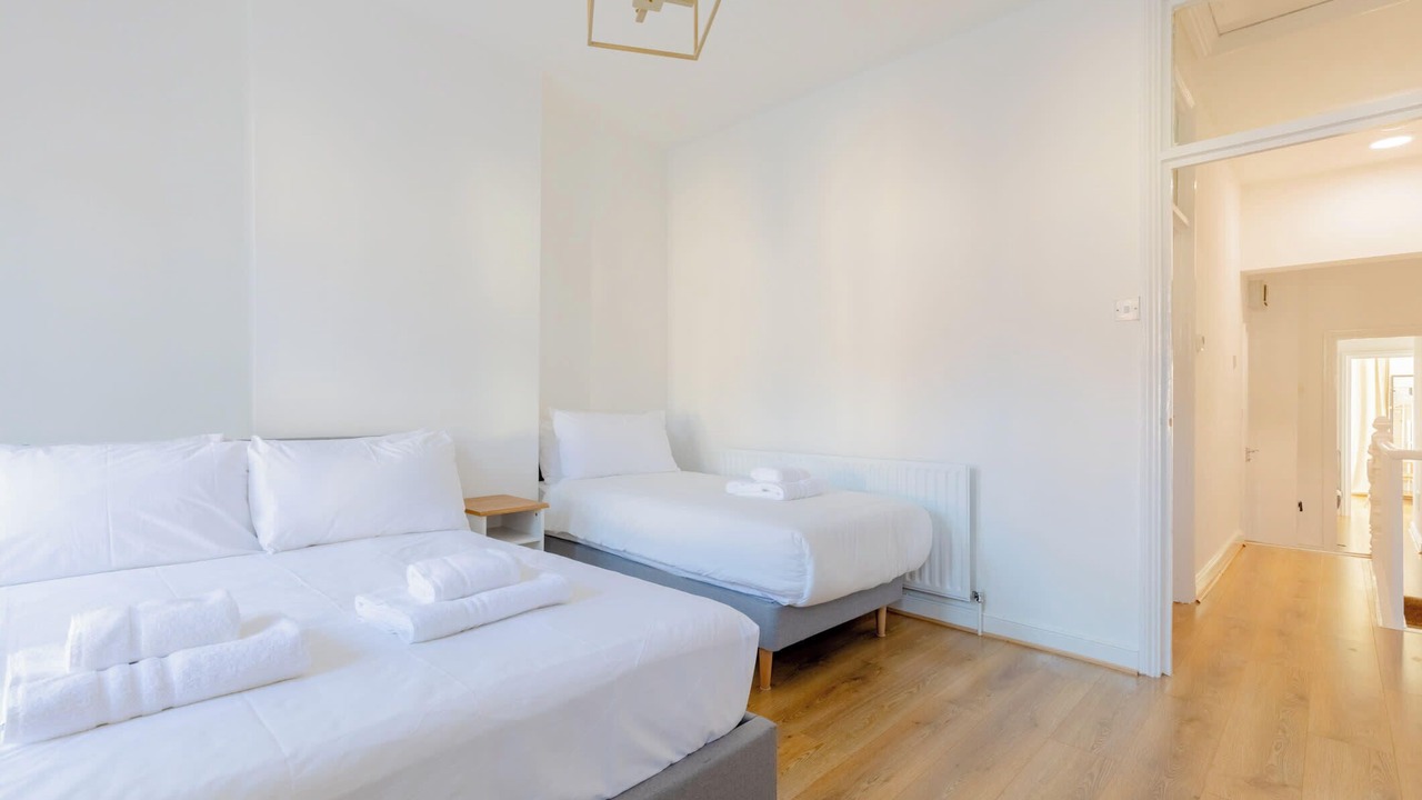 Photo of Bedroom in Custom House