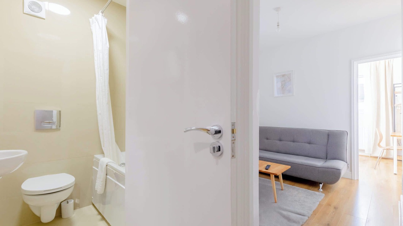 Photo of Bathroom in Custom House