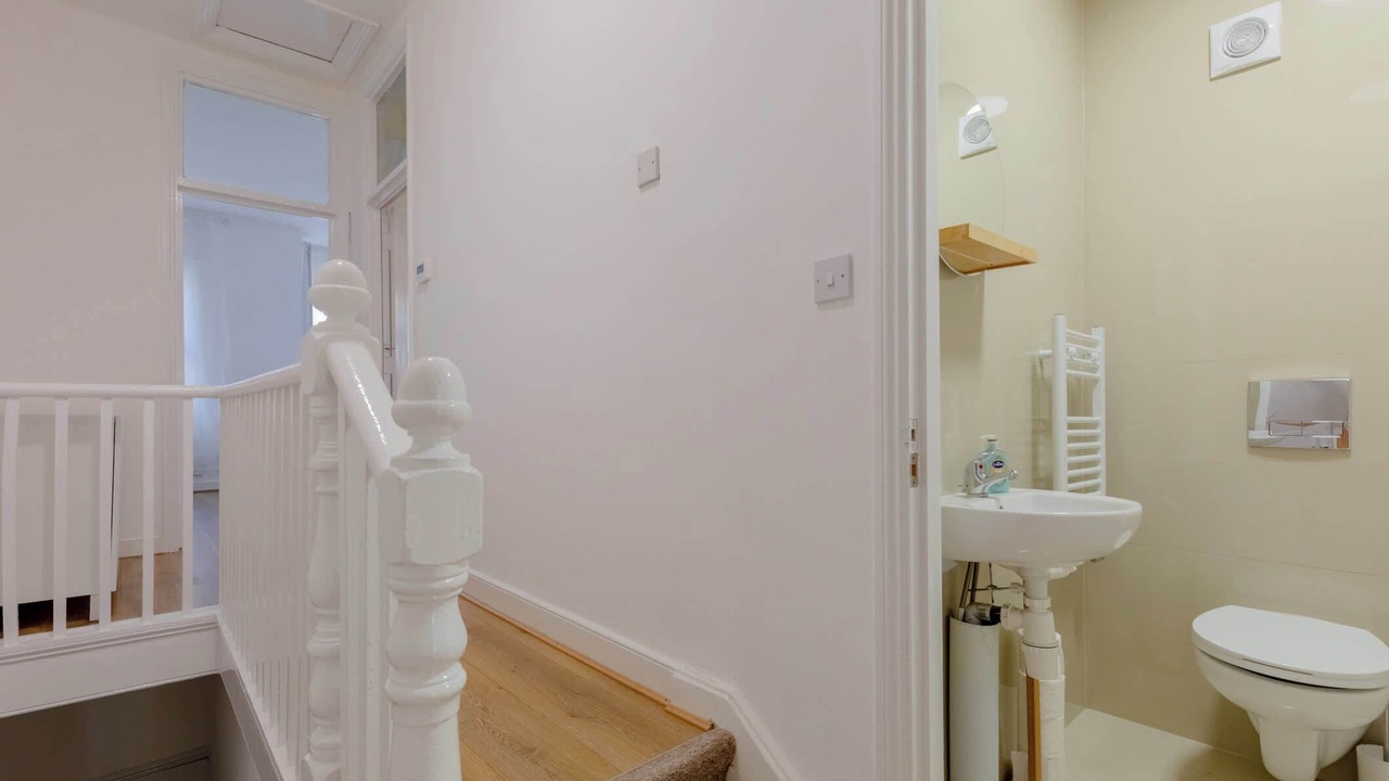 Photo of Bathroom in Custom House