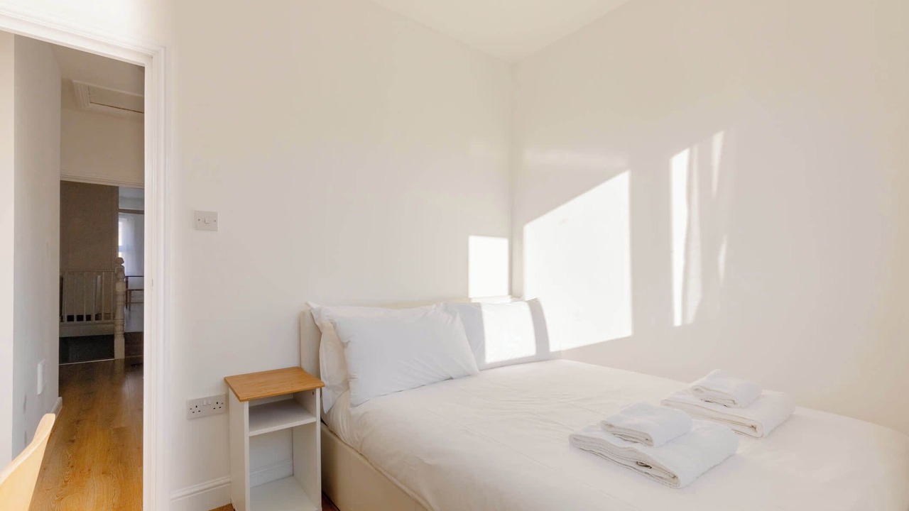 Photo of Bedroom in Custom House