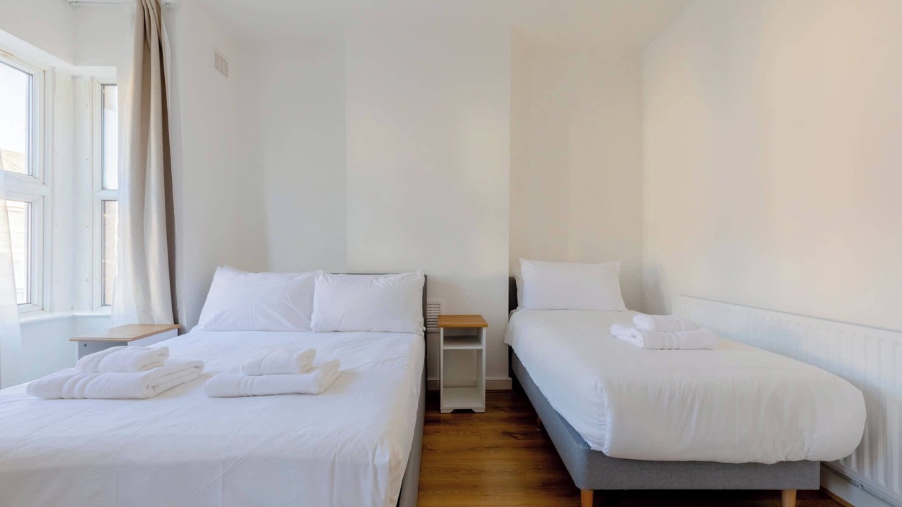 Photo of Bedroom in Custom House