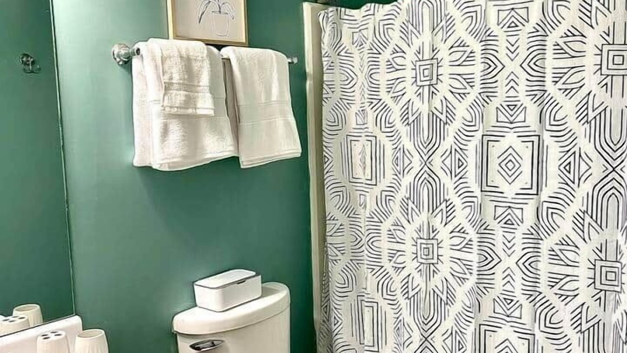 Photo of Bathroom in Kennesaw