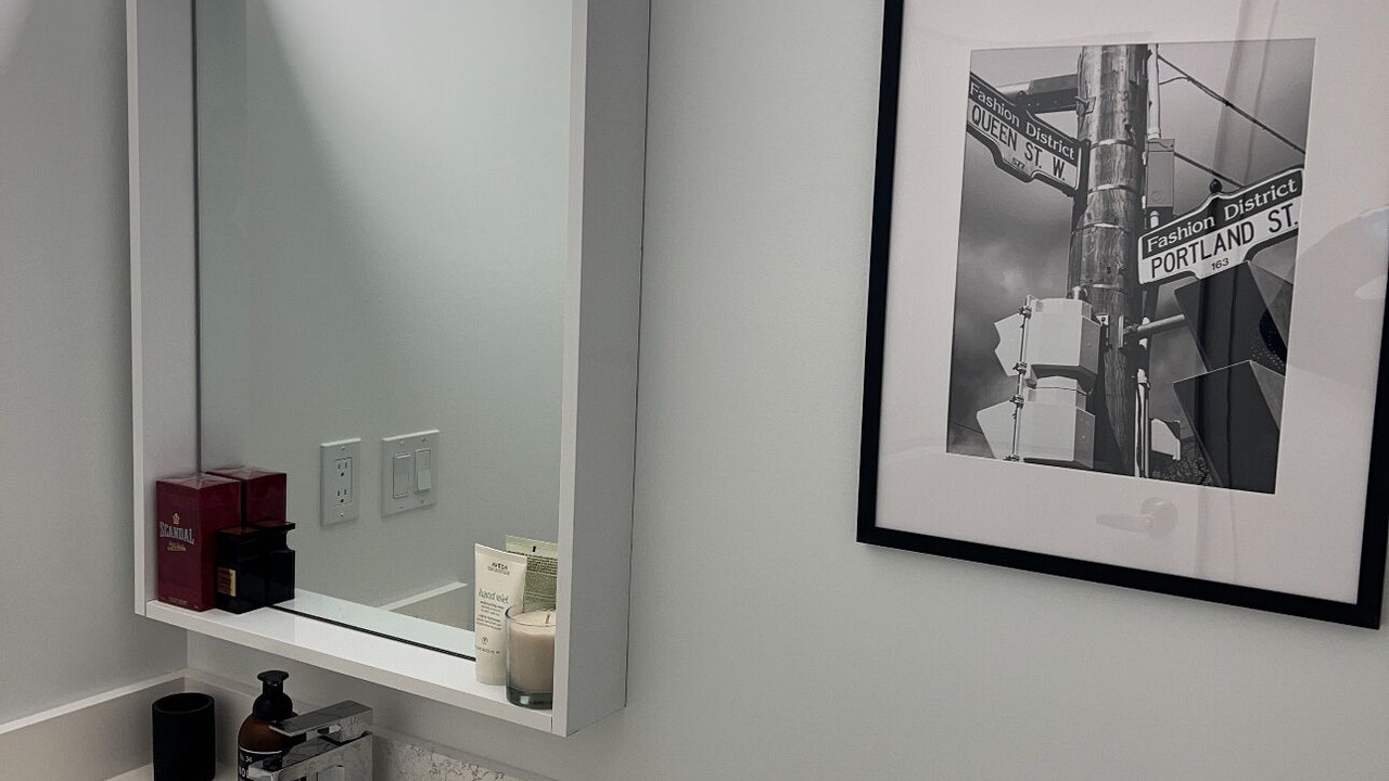 Photo of Bathroom in Fashion District