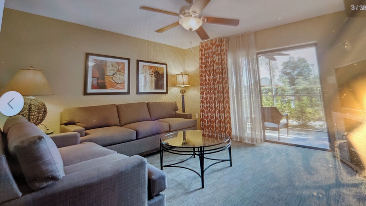 Photo of Livingroom in Florida Center