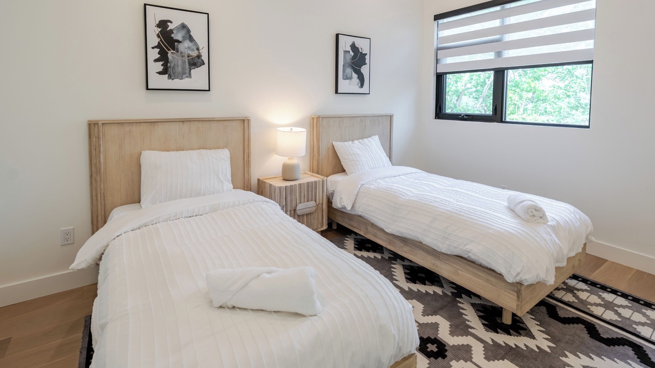 Photo of Bedroom in Gravenhurst