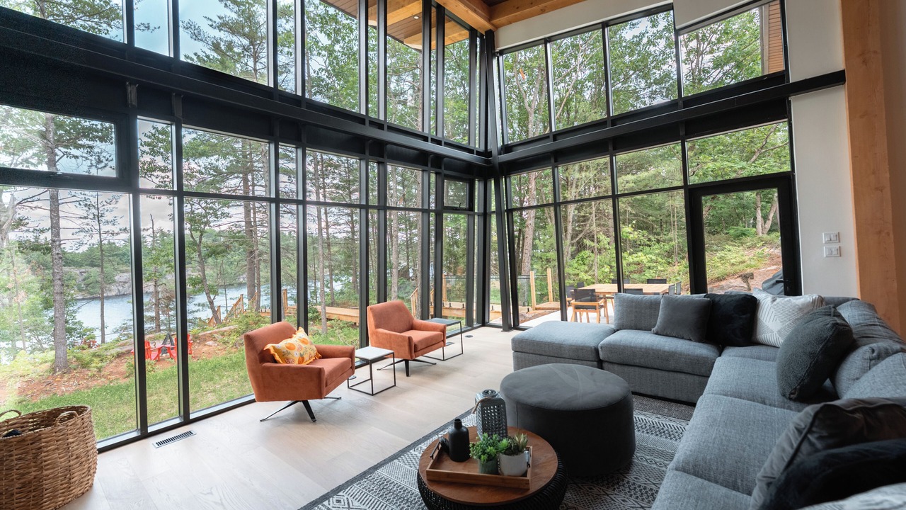 Photo of Livingroom in Gravenhurst