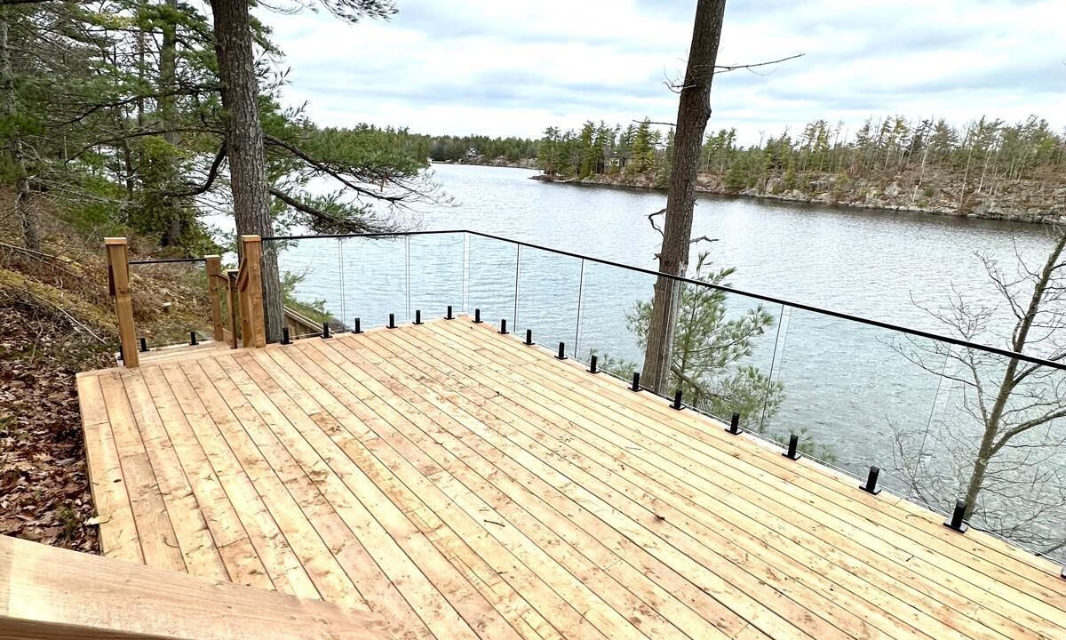 Photo of Patio Balcony in Gravenhurst
