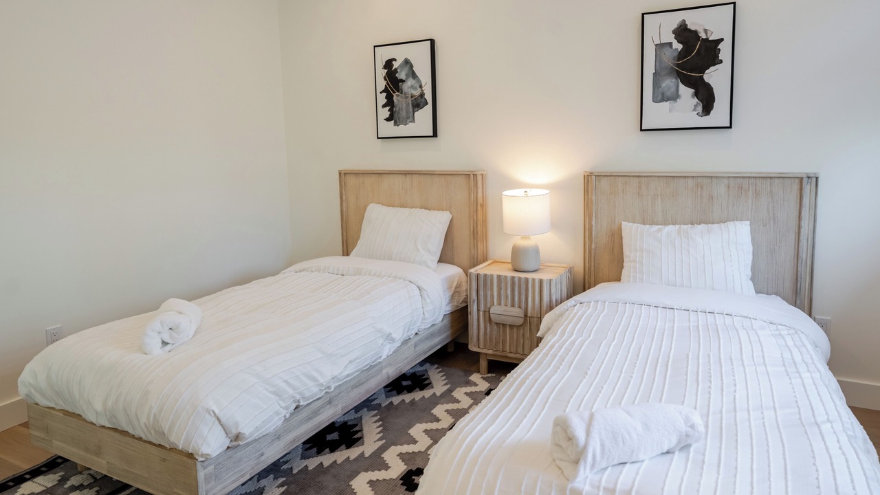 Photo of Bedroom in Gravenhurst