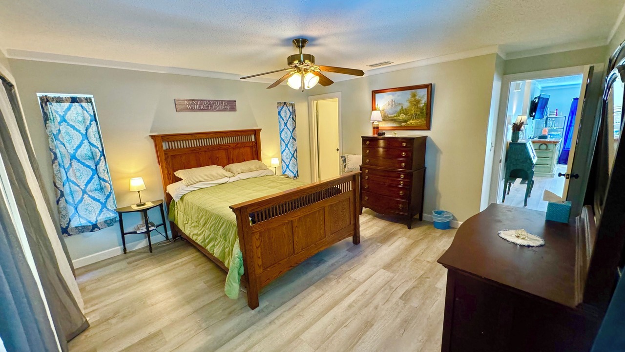 Photo of Bedroom in Dunnellon
