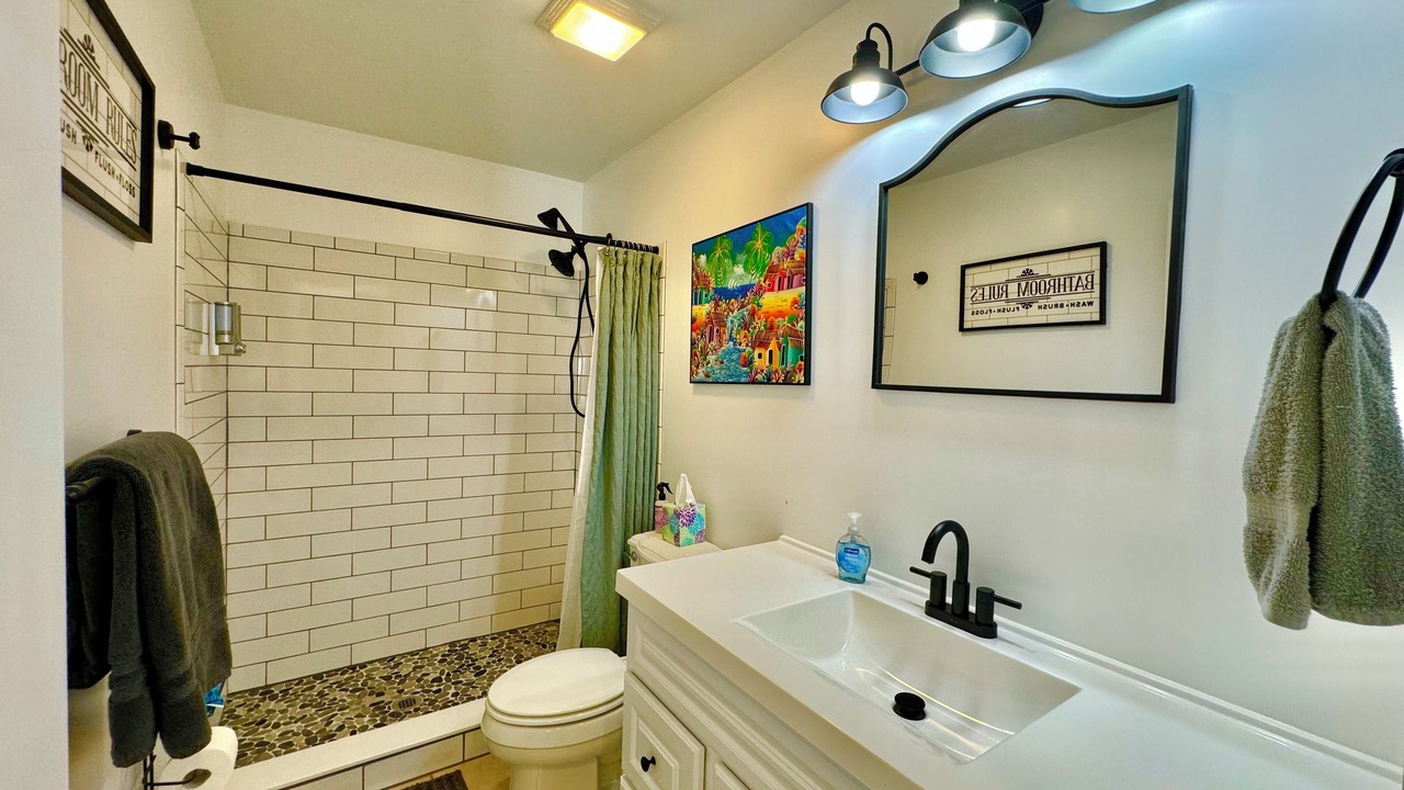 Photo of Bathroom in Dunnellon