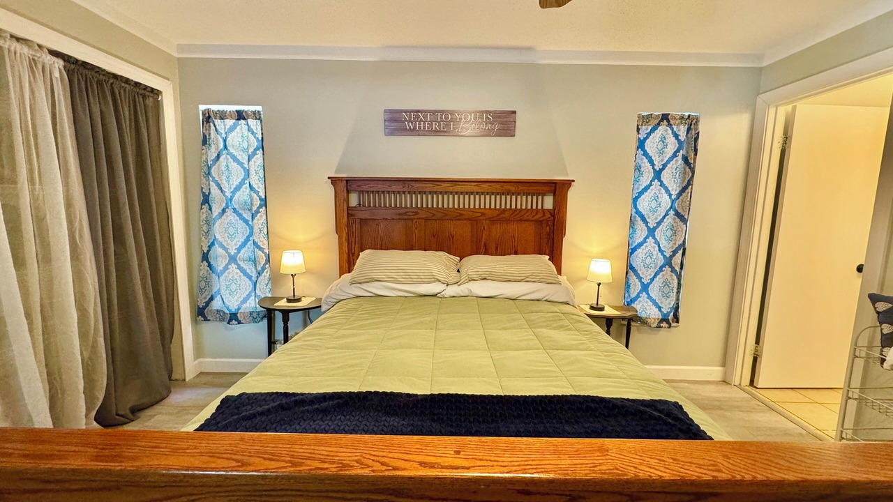 Photo of Bedroom in Dunnellon