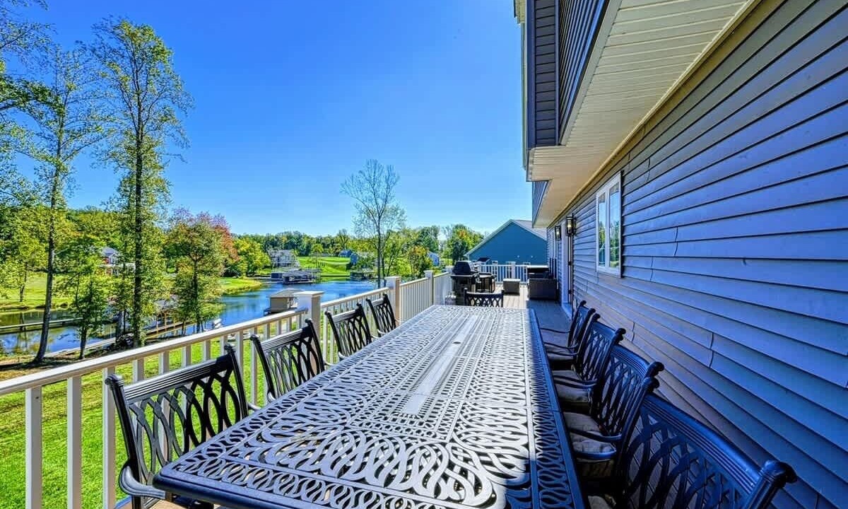 Photo of Patio Balcony in Mineral