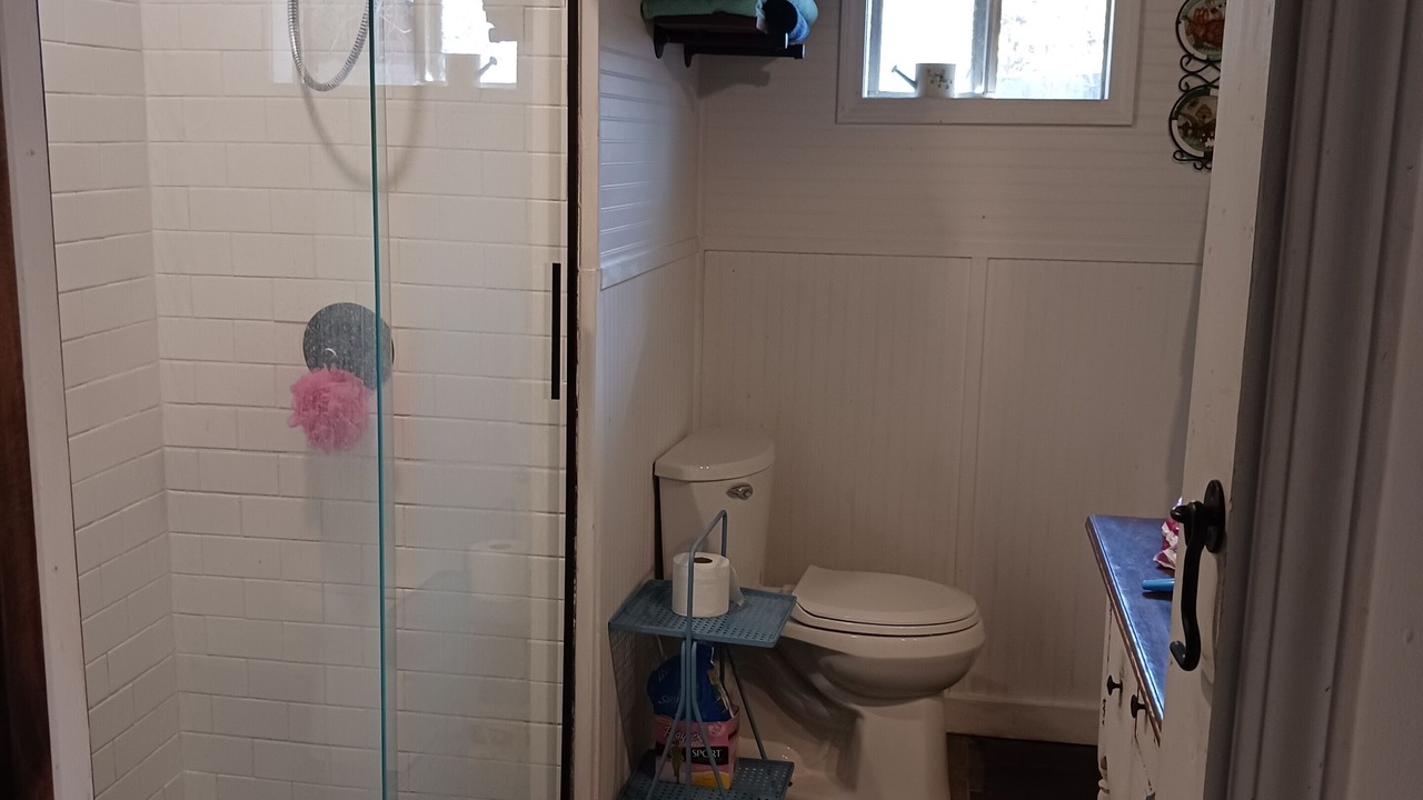Photo of Bathroom in Hatton