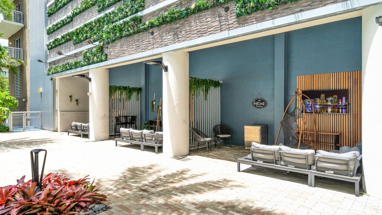 Photo of Patio Balcony in Midtown