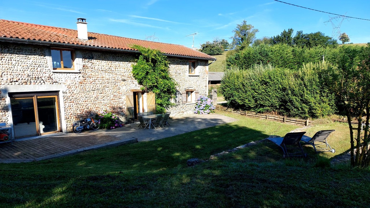 Photo of Outdoor in Sainte-Anne-sur-Gervonde