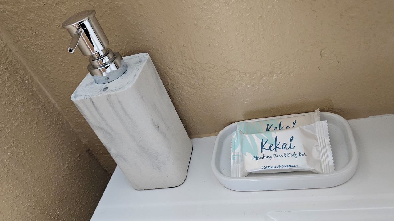 Photo of Bathroom in Wailuku